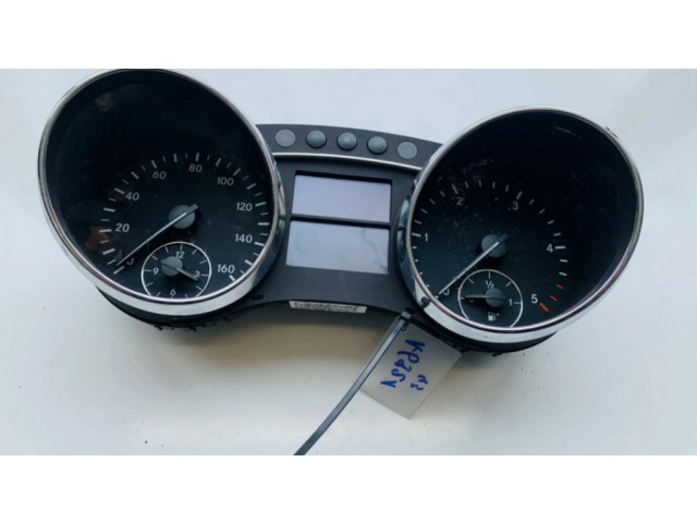 Přístrojová deska  Mercedes-Benz R W251 2008 a2514406511, a2c53280890  a2c53168071e  
