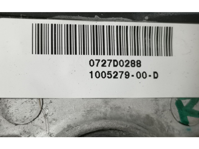 Руль Tesla Model X  2015 -  года 1005279-00-D      