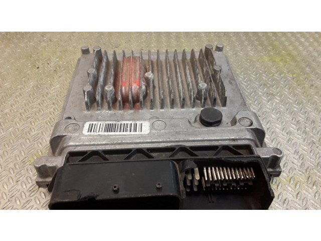 Řídící jednotka 6519007600   Mercedes-Benz A W176 2012