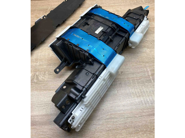 Панель приборов 769361980, 769204760   Toyota Prius (XW20)       