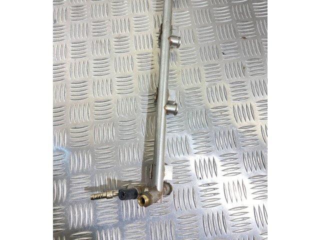 Vstřikovací lišta 03H133316N   Volkswagen Touareg II     