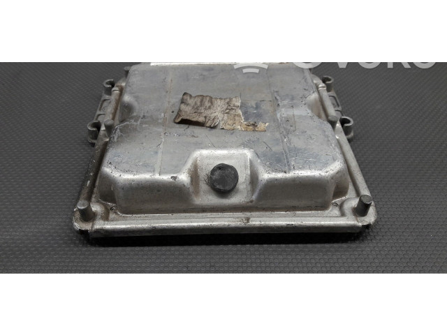 Модуль управления gateway 0281010483   Renault Scenic I