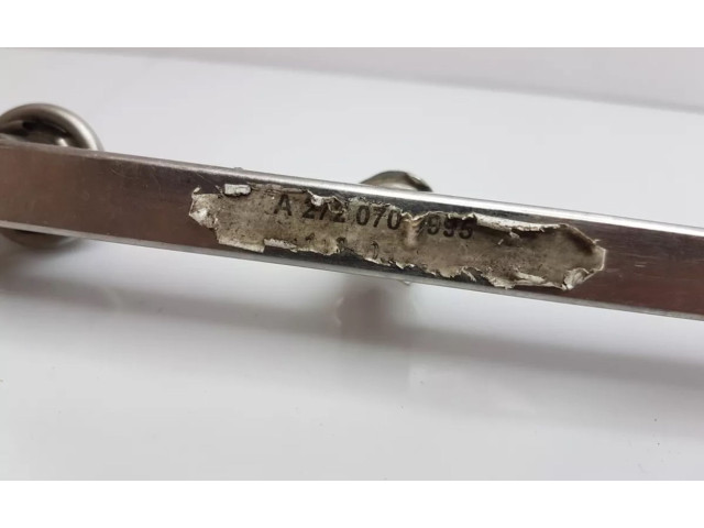 Vstřikovací lišta A2720700995   Mercedes-Benz R W251     