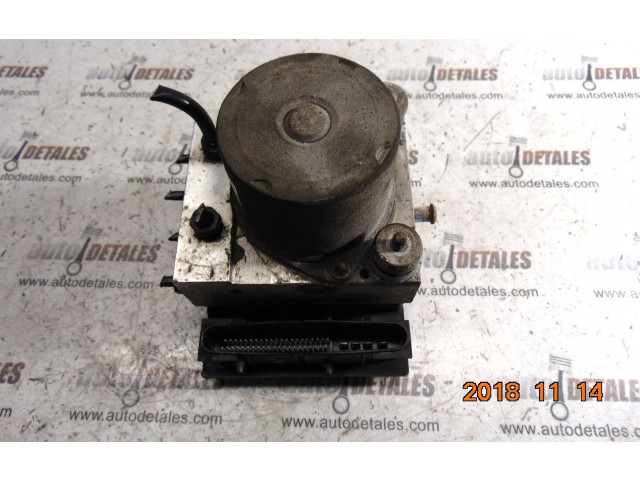 Блок АБС 589202L500   Hyundai  i30  2007-2012 года