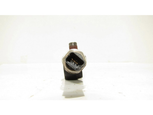 Vstřikovací lišta 9654592680   Ford Focus  pro naftový motor 1.6 G8DB 
