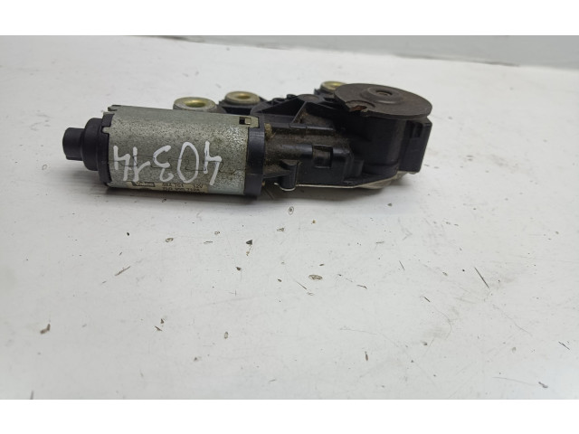 Моторчик заднего дворника 7L0955712A    Volkswagen Touareg I