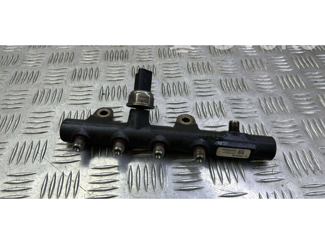 Vstřikovací lišta 175210651R, 160040145   Renault Megane III     
