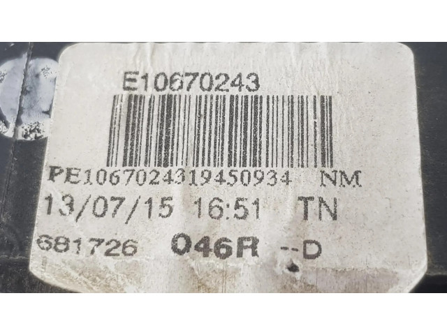 Подрулевой шлейф SRS 681726046R, 255678729R   Dacia Sandero