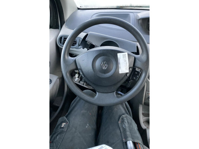 Pojistková skříňka Руль 8200271529   Renault Modus 2005