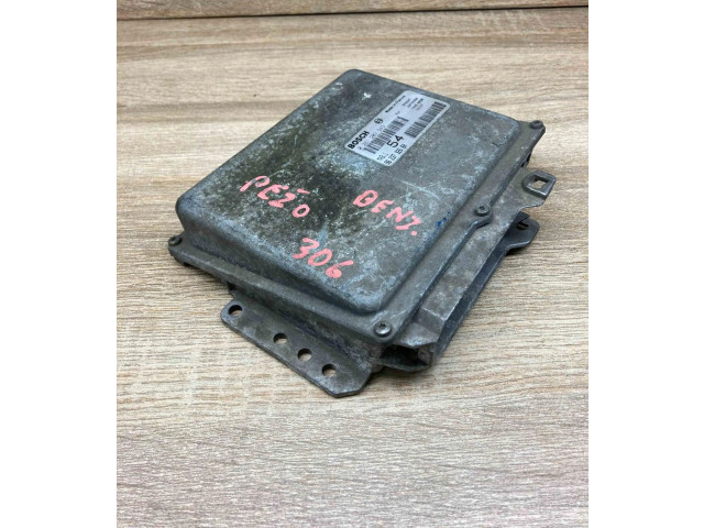 Řídící jednotka 9623792680, 0261203943   Peugeot 106 1992