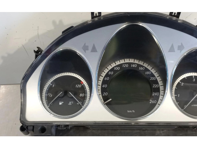 Přístrojová deska  Mercedes-Benz CL C215  A2049002105  