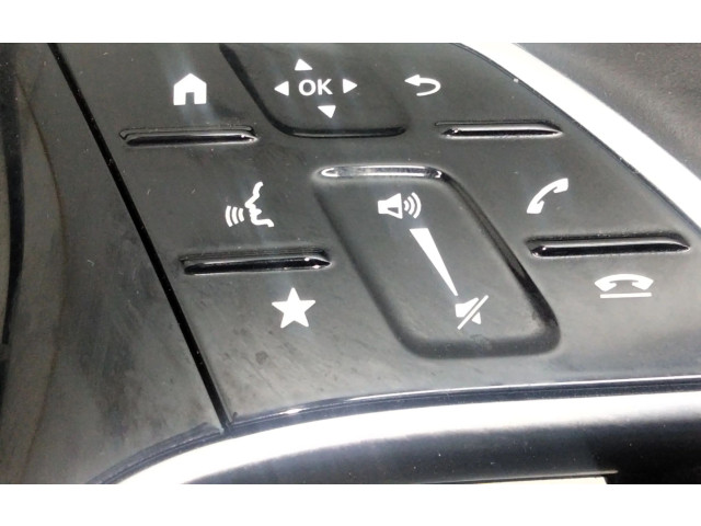 Volant Mercedes-Benz E AMG W210 2022   