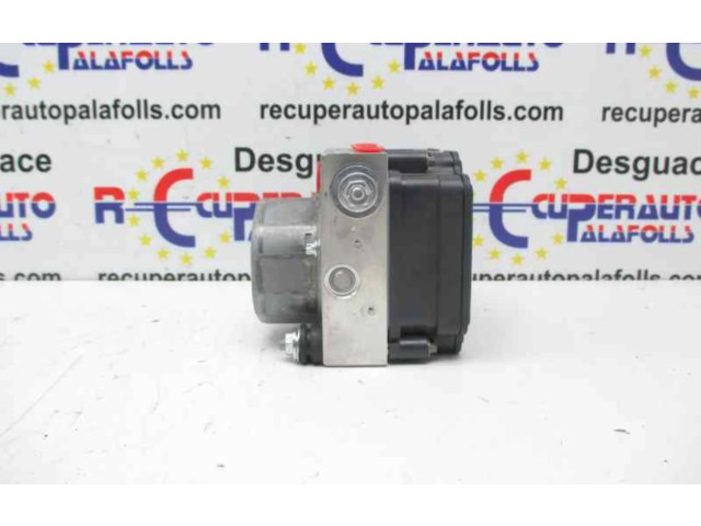 Jednotka ABS 476605492RA   Renault Captur 2015
