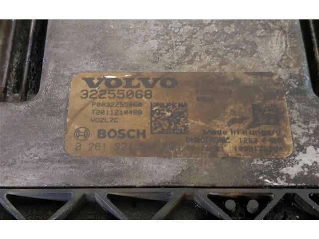Řídící jednotka 32255068   Volvo XC40 2021
