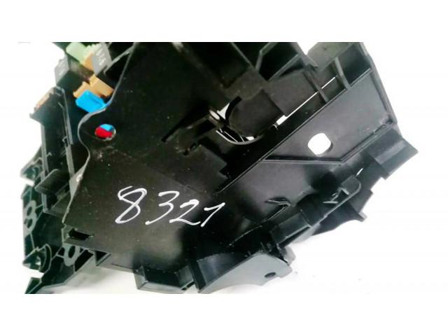 Блок предохранителей  8X0971845A, 0285011212   Audi A1    