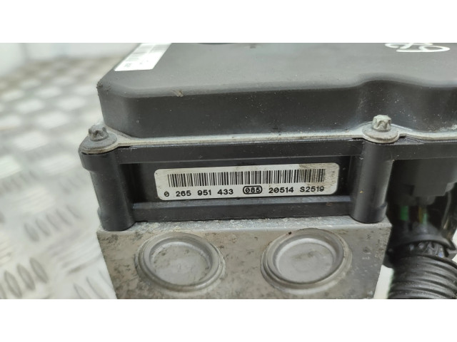 Jednotka ABS 0265951433, 9677025380   Peugeot 5008 2012