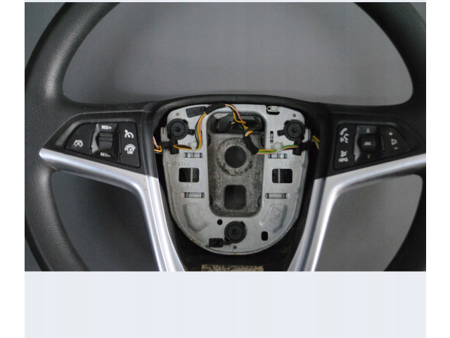 Volant Opel Zafira C 2012 13351039  
