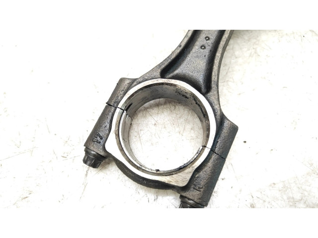 Píst N053E   BMW 1 F20 F21  pro naftový motor 1.5 B37D15 