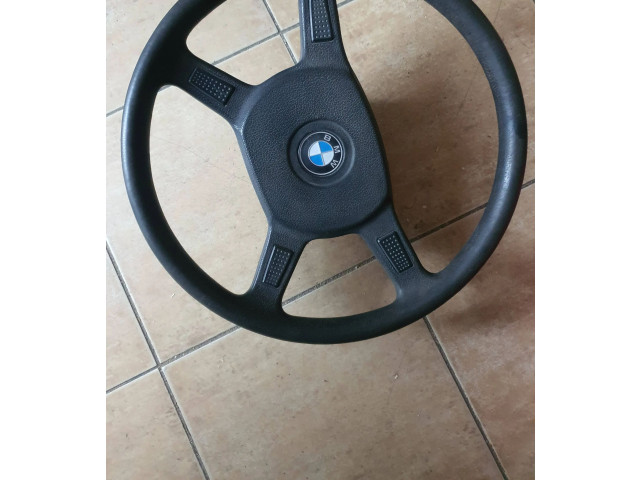 Руль BMW 3 E30  1983-1994 года 11528964      