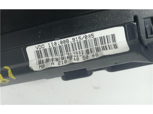 Přístrojová deska  Mercedes-Benz E W210 1995 2105405048, 110008915  