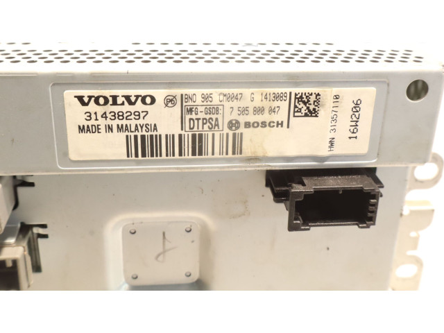Дисплей       Volvo V40 Cross country