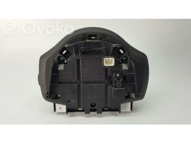 Přístrojová deska  Peugeot 108 2014 69342470U, 769167300U  