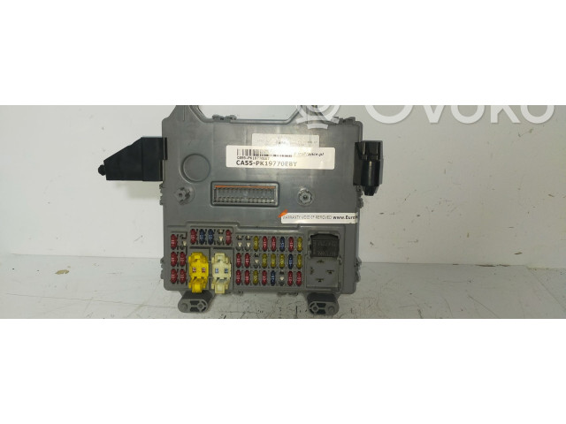   Pojistková skříňka 56009987AE   Jeep Cherokee III KJ 2002