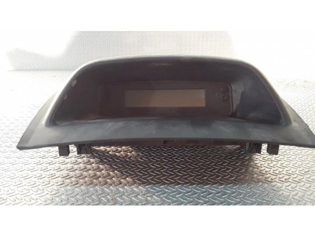 Дисплей    8200290542   Renault Megane II