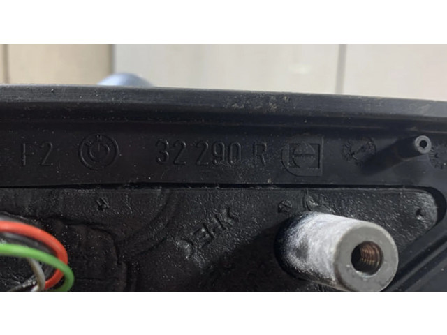 Zpětné zrcátko pravé BMW 5 E39 2002  32290  
