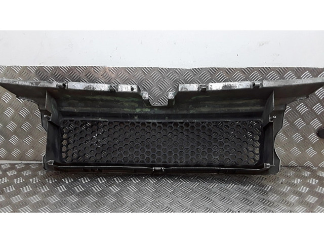 Передняя решётка Land Rover Range Rover L322 2002-2012 года       