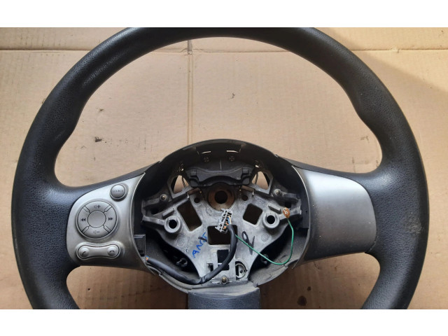 Volant Nissan Micra 2014   