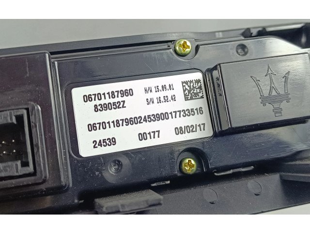 Блок управления климат-контролем 06701187960   Maserati Quattroporte