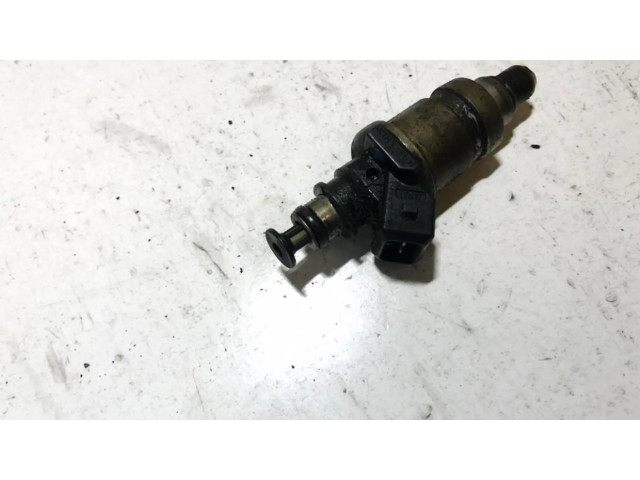 Vstřikovač    Honda Accord  pro benzínový motor 2.0  