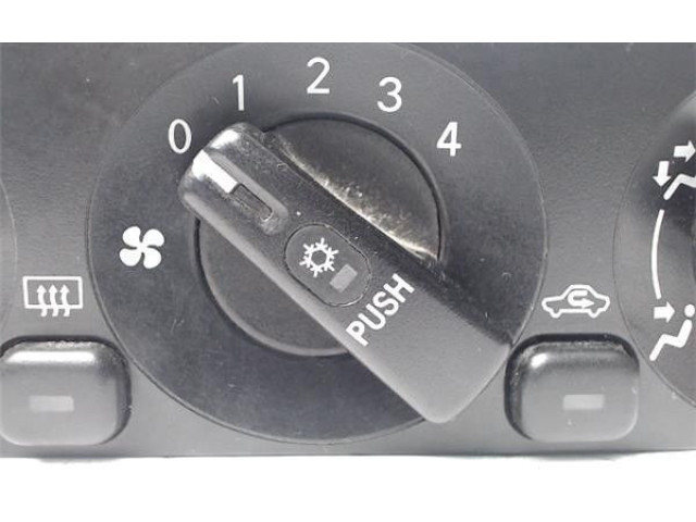 Блок управления климат-контролем MR398658, MR398659   Mitsubishi Space Runner