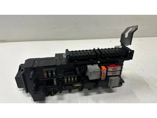 Блок комфорта 2049060105, 2129024301   Mercedes-Benz C W204   