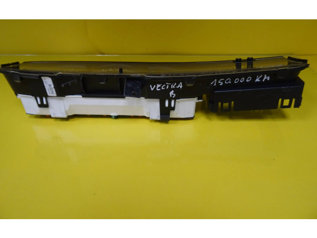 Přístrojová deska  Opel Vectra B 1998 24422203RB  