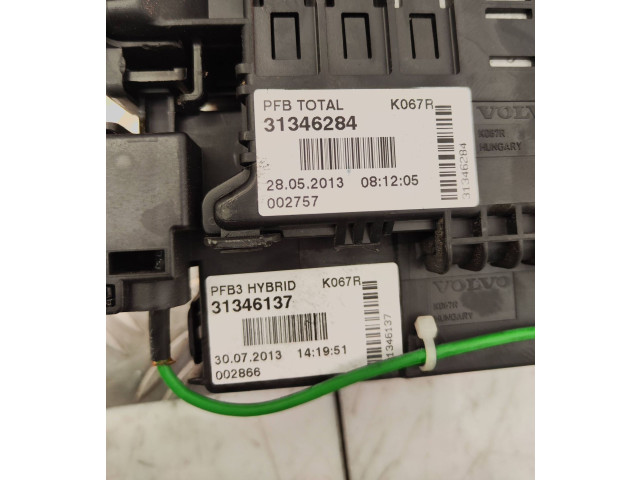   Pojistková skříňka 31346284, 31346137   Volvo V60 2015