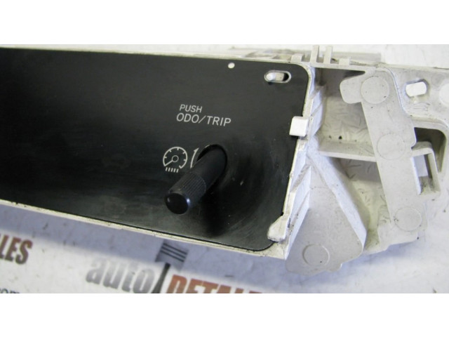 Дисплей    8395028110   Toyota Previa (XR30, XR40) II