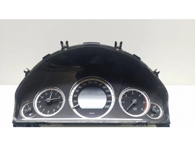 Přístrojová deska  Mercedes-Benz E W212 2010 A2125408747, A2125400548  