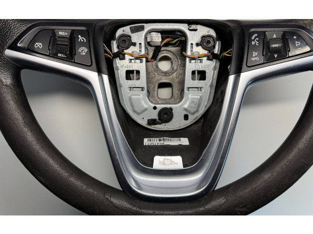Volant Opel Astra J 2014 13351039  