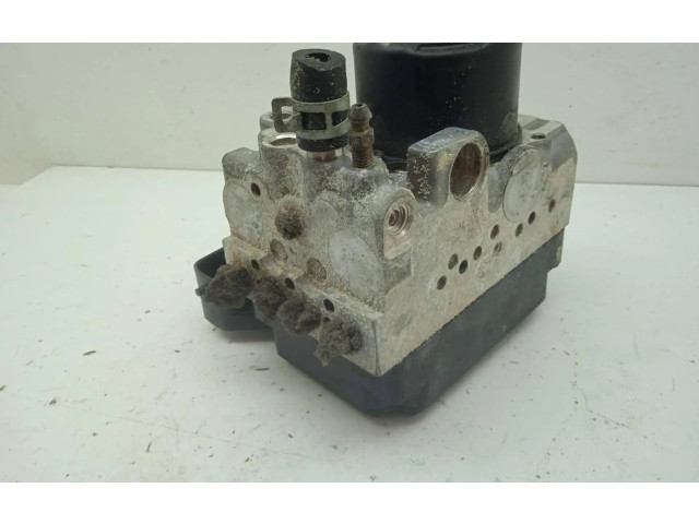 Jednotka ABS 1338005500   Lexus IS 200-300 