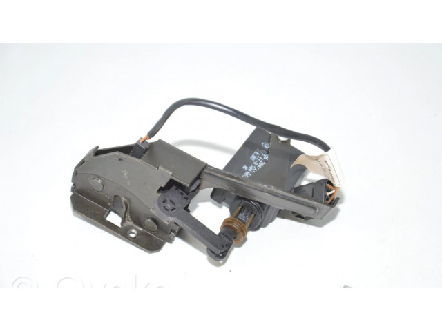 замок багажника 8238469, 8384069    BMW 5 E39 1996-2003 года