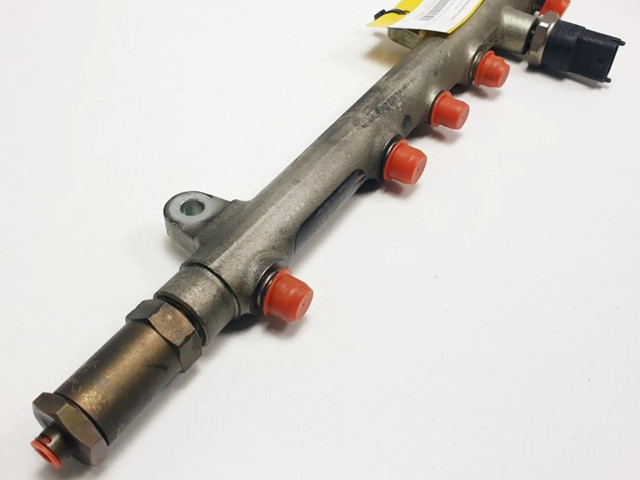 Vstřikovací lišta 7700114017, 0445214024   Mitsubishi Space Star  pro naftový motor 1.9 F9Q2 