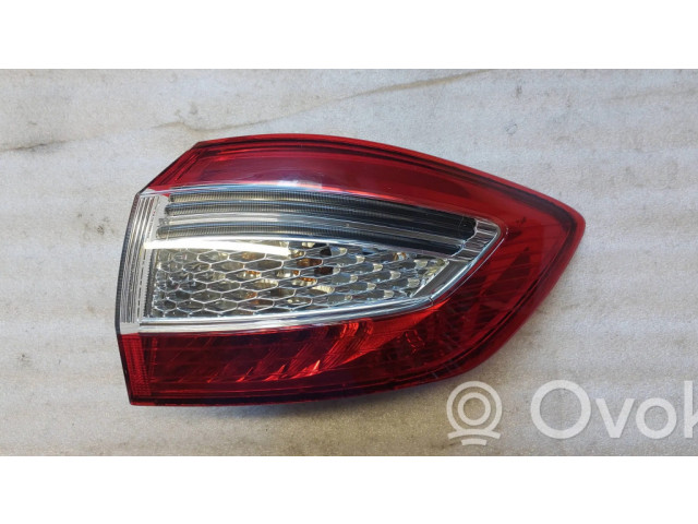 Задний фонарь правый сзади BS7113404B    Ford Mondeo MK IV   2007-2014 года