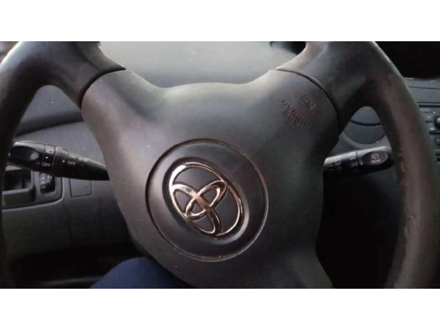 Подушка безопасности водителя 8414902   Toyota Yaris Verso