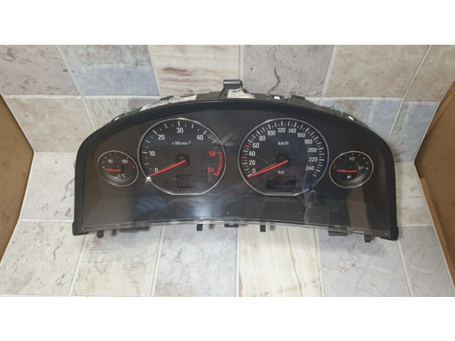 Панель приборов 13136733JA   Opel Vectra C       