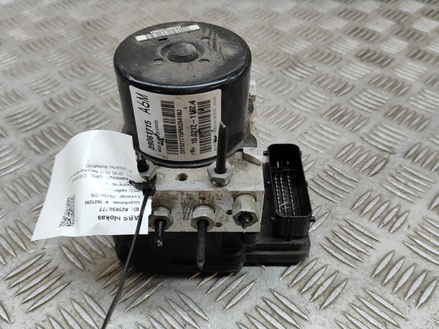 Jednotka ABS 39061715, 10021211024   Opel Cascada 2016
