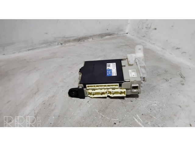 Блок комфорта 8922176020, 2380002772   Lexus CT 200H   