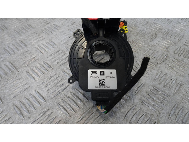 Топливная рампа 13579486   Vauxhall Astra J  