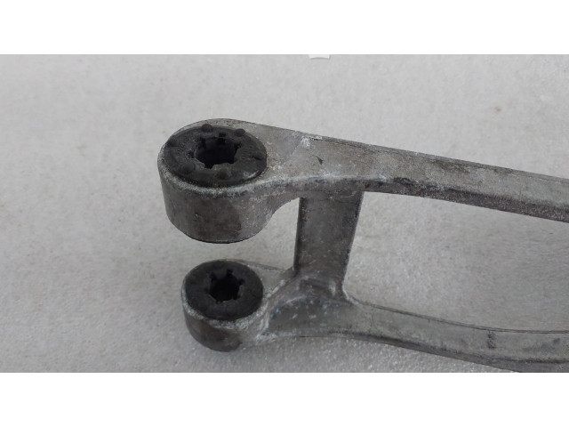Рычаг переключения передач 2260307   BMW 1 E81 E87